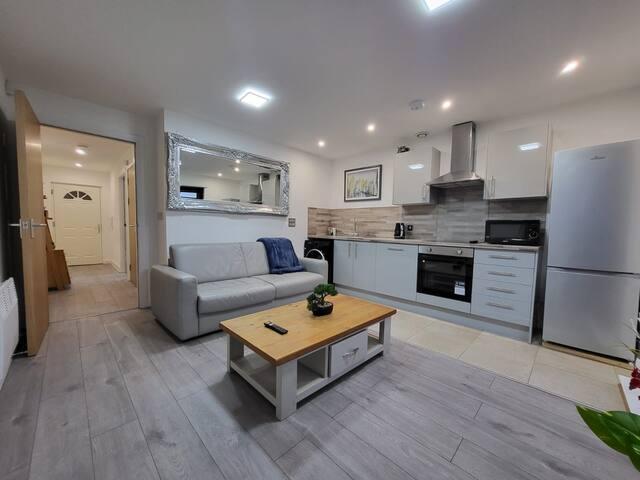 1BR Apartment in Liverpool City Centre | Sleeps-35