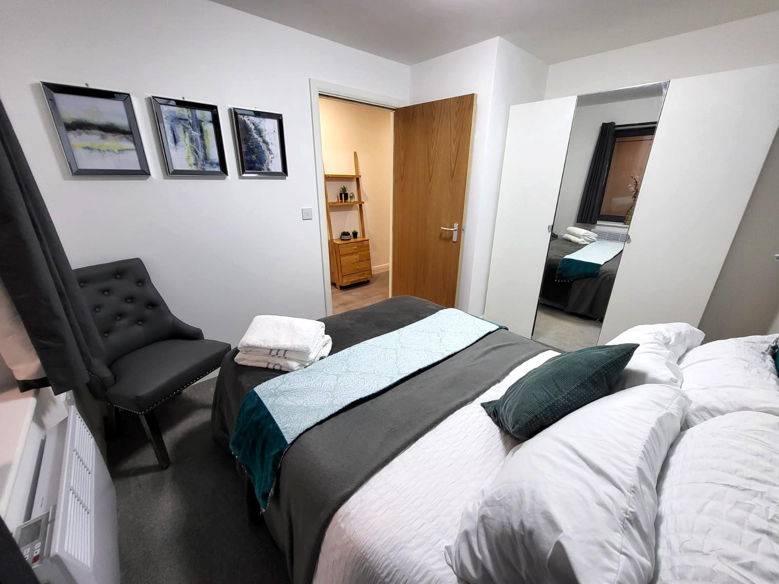 Inclusive 1BR Central Abode w Parking and Balcony3